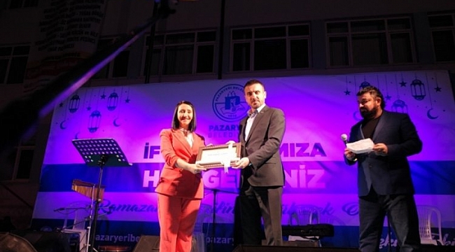 Başkan Önder Tanır'a fahri hemşehrilik beratı