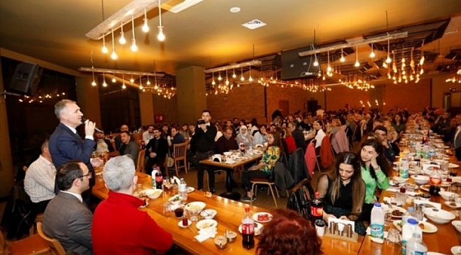 Başkan Taban ile sanat dolu iftar