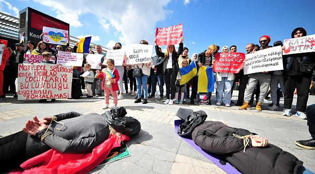 Bursa'daki Ukraynalılar'dan protesto