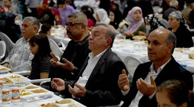 CHP'li belediye başkanına yumurtalı saldırı