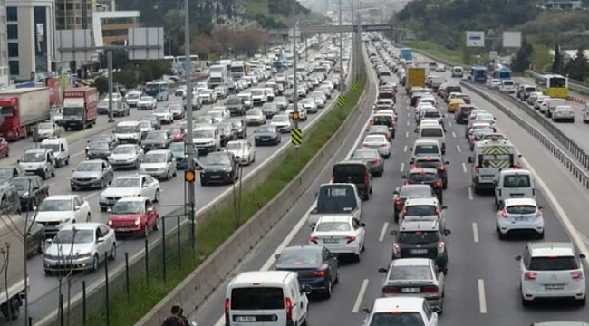 Türkiye'nin araçları yaşlanıyor