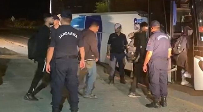 36 kaçak göçmen İl Göç İdaresi Müdürlüğüne gönderildi