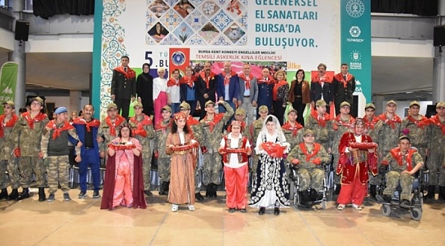 Bursa'da bir günlüğüne asker oldular