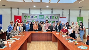 Enerji timi, kadın kooperatiflerine tasarrufu anlattı