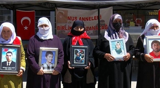Evlat nöbetindeki ailelerin şehit üzüntüsü