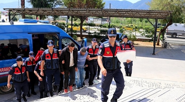 Göçmen kaçakçılarına operasyon