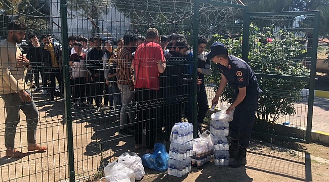 İzmir'de 237 kaçak göçmen yakalandı
