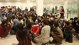 Yakalanan düzensiz göçmenler sınır dışı edildi