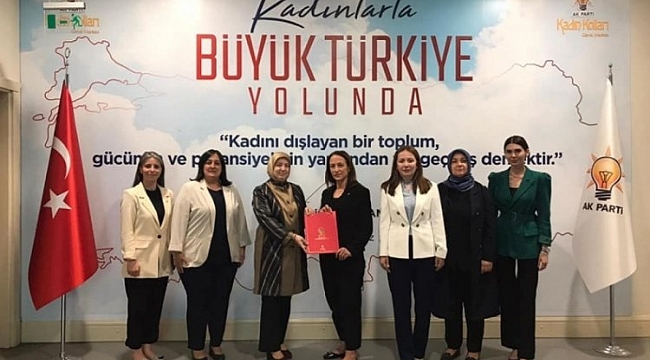 AK Parti Mudanya'da başkanlar belirlendi