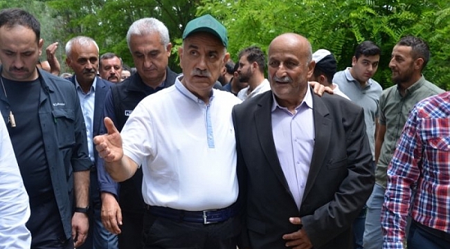 Bakan Kirişci, sel sonrası tarım arazilerini inceledi