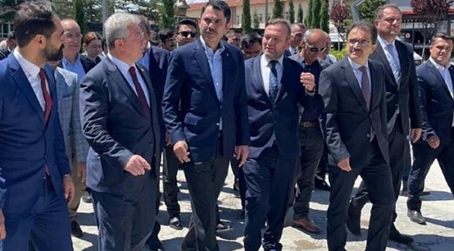 Bakan Kurum, Çankırı'da vatandaşlarla buluştu