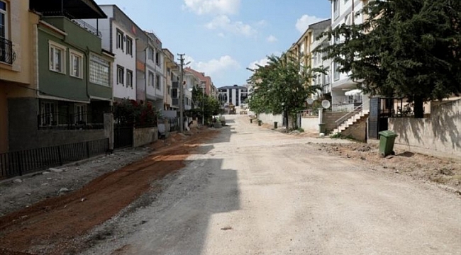 İnegöl'de 21 sokağa yeni kaldırım