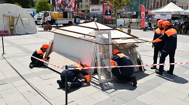 Mustafakemalpaşa'da deprem tatbikatı yapıldı
