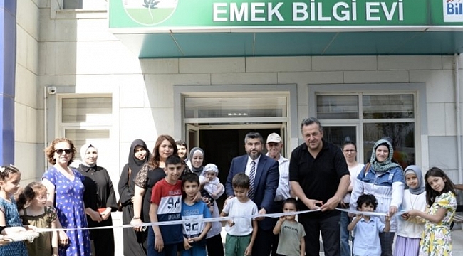 Osmangazi'de Bilgi Evi öğrencilerinden renkli sergi
