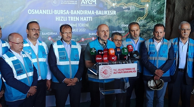 Bakan Karaismailoğlu'ndan Bilecik'te önemli açıklamalar