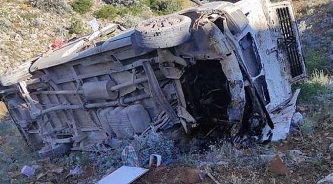 Konya'da korkunç kaza! Tarım işçilerini taşıyan minibüs devrildi