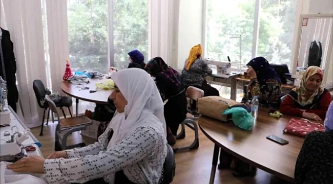 Viranşehirli kadınlar ev ekonomilerine katkı sağlıyor