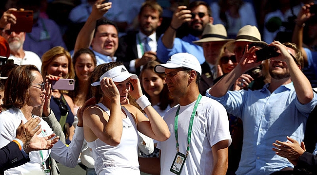 Wimbledon'ın kadın şampiyon Elena Rybakina oldu 