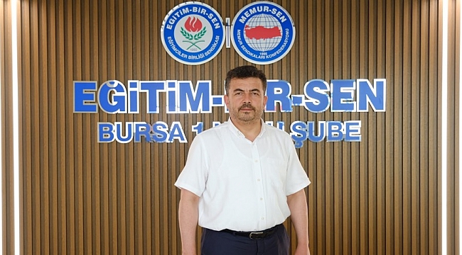 Eğitim-Bir-Sen 30 Ağustos Zafer Bayramını kutluyor