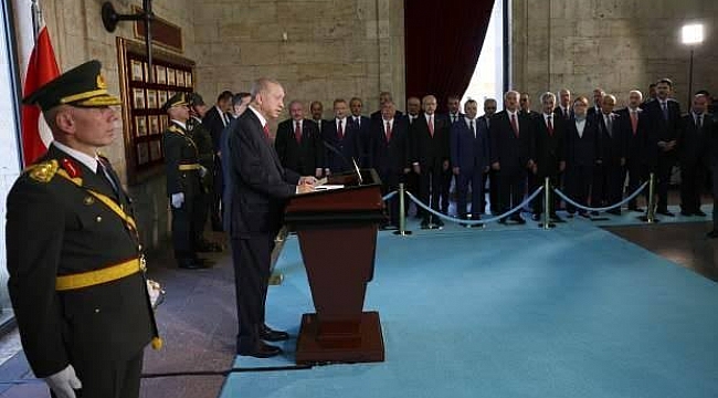 Erdoğan ve devlet erkanı, Anıtkabir'de