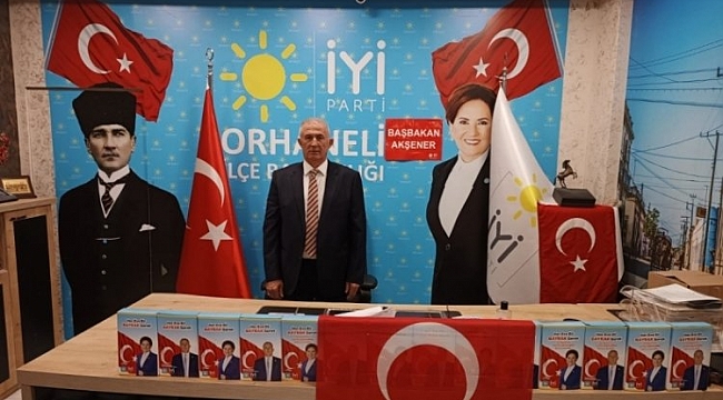 İYİ Parti Orhaneli'den 'Her eve bir bayrak'