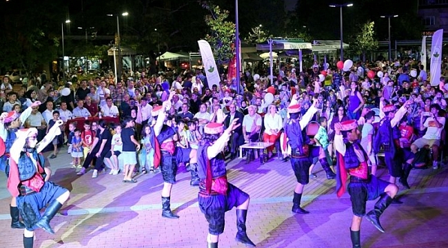 Osmangazi'de Zafer Bayramı coşkuyla kutlandı