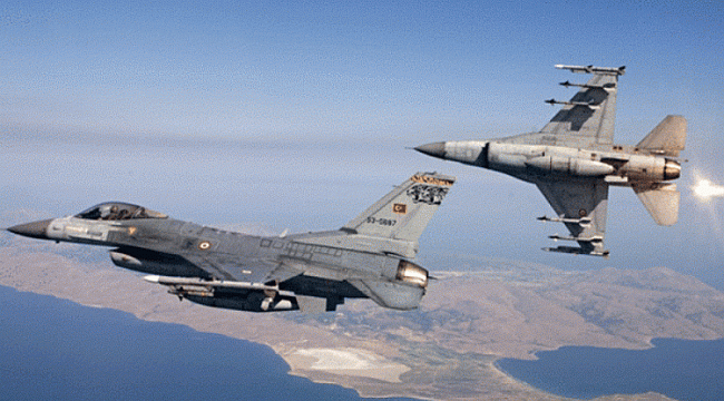 Yunanistan'dan Türk jetlerine taciz