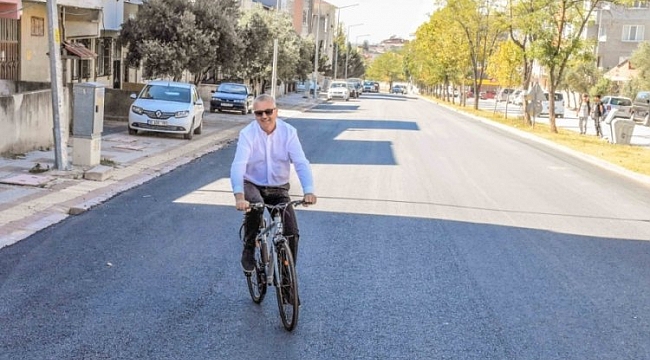 Karacabey'de asfaltlama işlemleri sürüyor