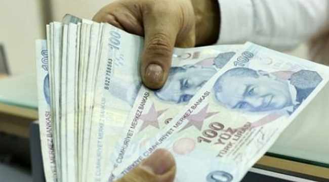 Yaşlı aylıkları hesaplara yatırıldı