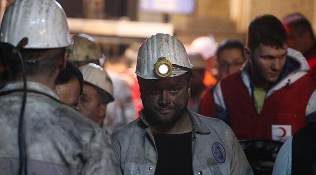 Bakan Koca kahreden haberi verdi: Can kayıplarımız 28'e ulaştı