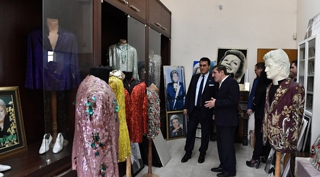 Başkan Dündar'dan sanat dolu ziyaret