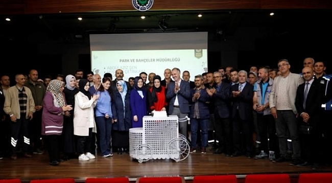 İnegöl'de personele doğum günü kutlaması