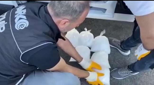 İzmir'de zehir tacirlerine operasyon
