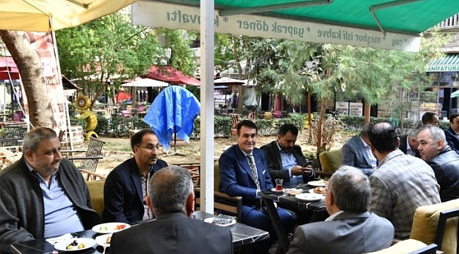 Osmangazi Belediye başkanı esnaf ile kahvaltı yaptı