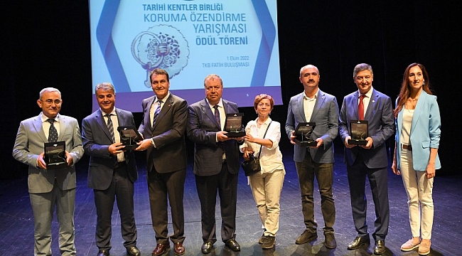 Osmangazi Belediyesi'nin Hisar İçi Projesine özel ödül