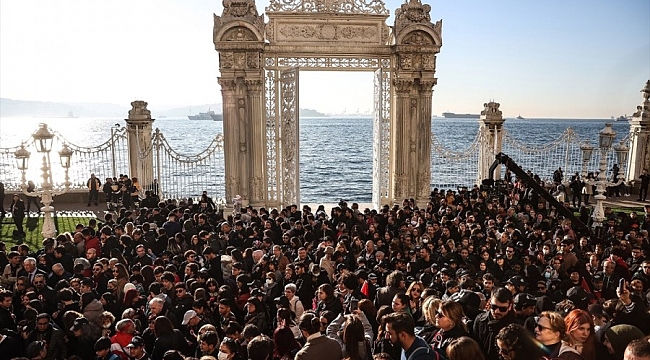 Atatürk Dolmabahçe Sarayı'nda anıldı