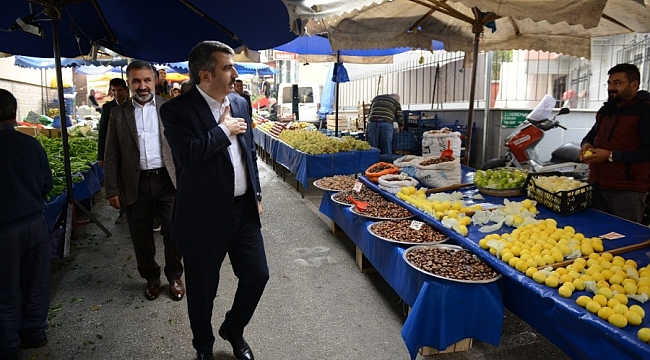 Başkan Yılmaz, pazar esnafını ziyaret etti