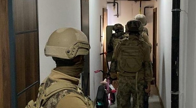 Mersin'de şafak operasyonu