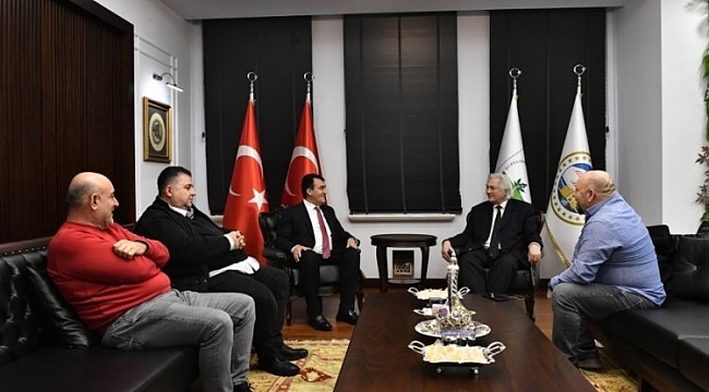 Başkan Dündar'a Fransız mevkidaşından taziye ziyareti