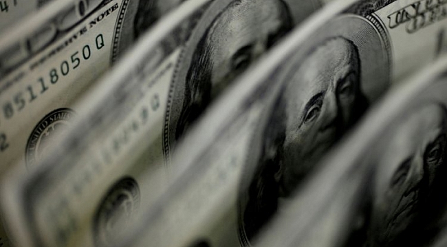 Cari denge Ekim'de 359 milyon dolar açık kaydetti
