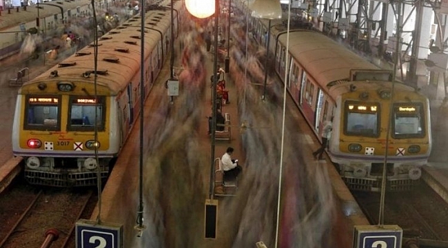 Hindistan'da tren dolandırıcılığı