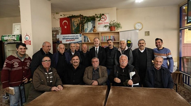 İnegöl'de 'Kahvehaneler Kitaphaneye Dönüşüyor' projesi