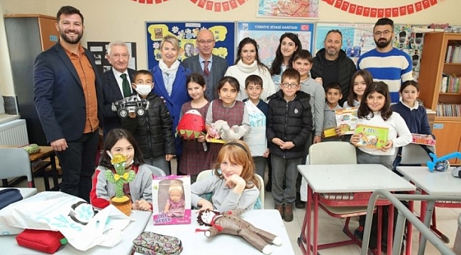 Nilüfer'de Gezici Oyuncak Evi projesi hayata geçirildi