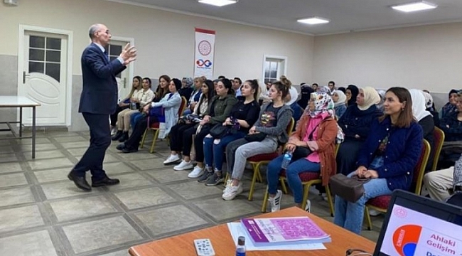 OHEM'den 10 binden fazla vatandaşımıza aile eğitimi