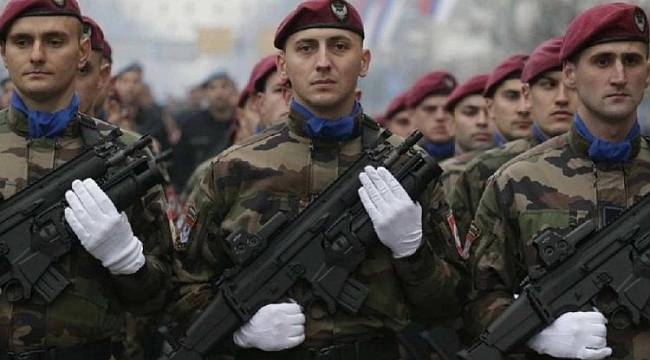 Sırbistan ordusu alarmda