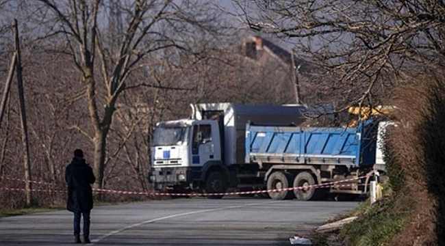 Sırbistan, ordusunu alarma geçirdi