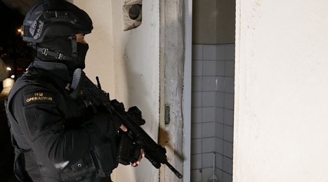 Adana'da DEAŞ'a şafak operasyonu