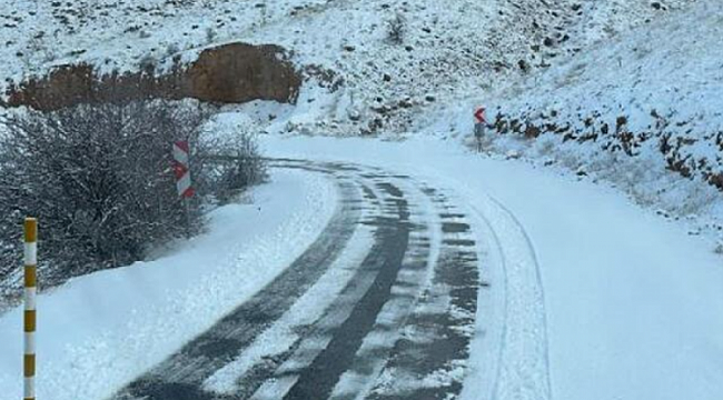 Artvin'de eğitime kar engeli