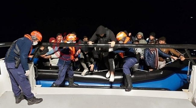 İzmir'de 70 düzensiz göçmen yakalandı
