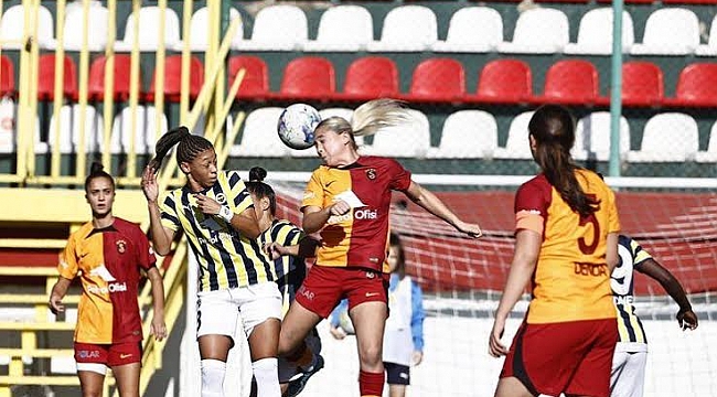 Kadın futbolunda derbi heyecanı